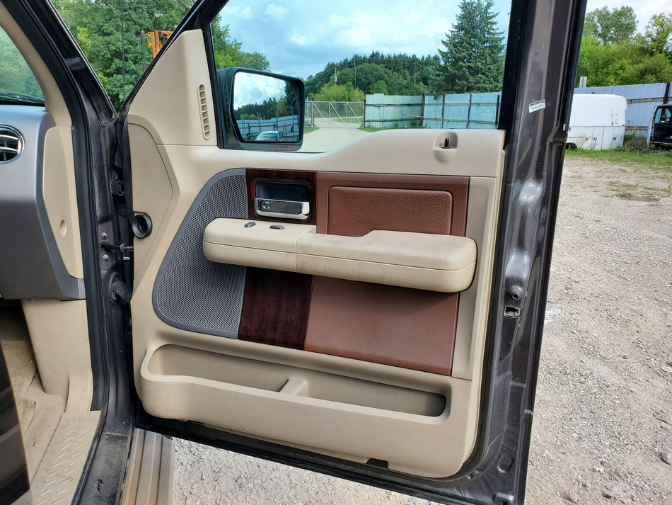 Front Door Trim Panel FORD PICKUP F150 Right 05