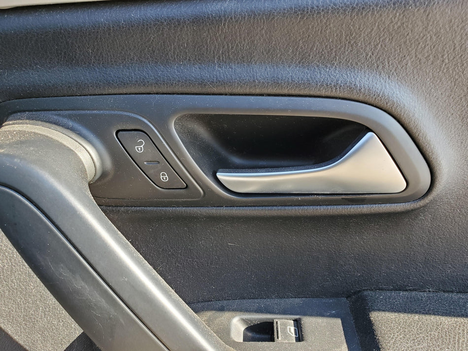 2009-2012 Volkswagen CC RH Rear Passenger Inside Door Handle Chrome/Black