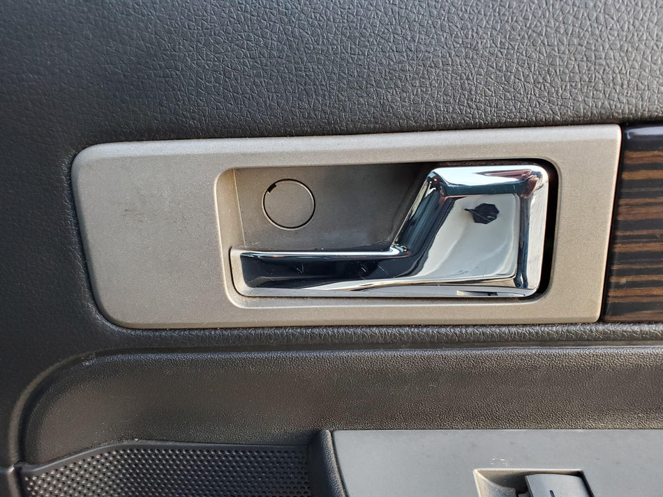 2007-2011 Lincoln MKX Rear RH Inside Door Handle (chrome)(passenger side OEM