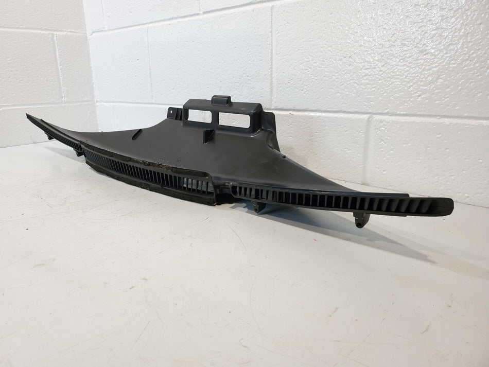 2004-2008 Ford F150 Windshield Heater Defroster Nozzle Assembly 4L3Z-18D453-AA