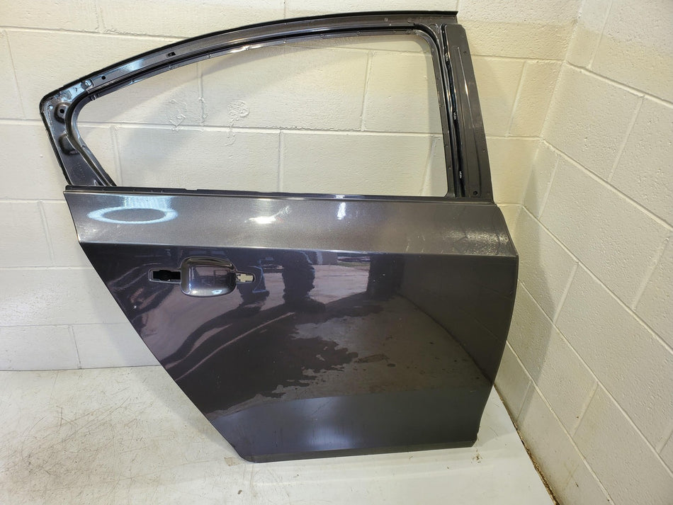 2011-2012 Chevy Cruze Rear RH Door Shell Gray
