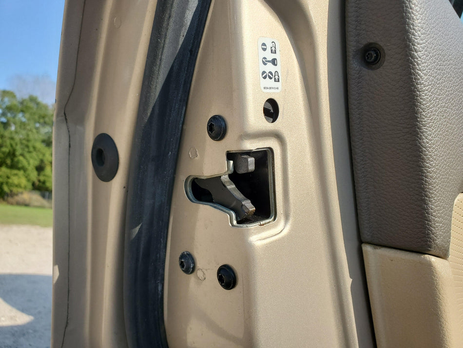 Rear LH Door Lock Latch Assembly with Cable 2006-2012 Ford Fusion