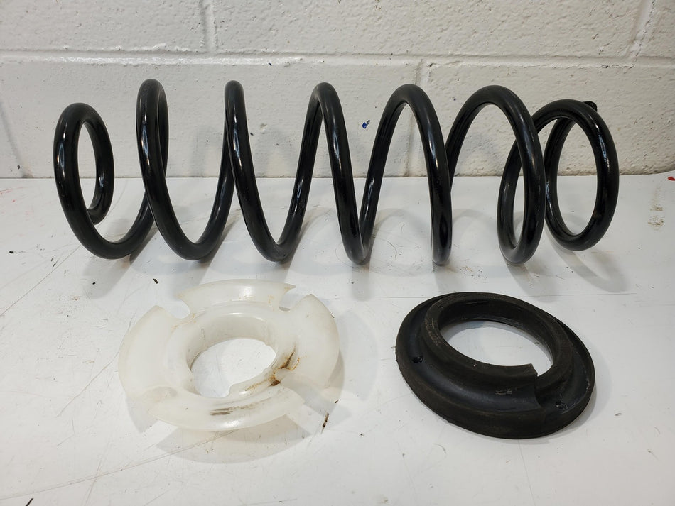 2010-2011 Mercury Milan Rear LH or RH Coil Spring OEM PN# AE5Z-5560-A