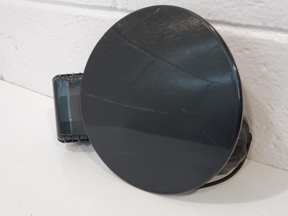 2005-2006 Hyundai Santa Fe Green Gas Fuel Filler Door Flap Lid w/ Cap 6951026002